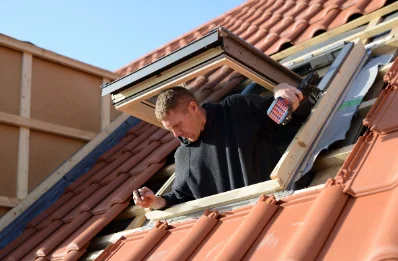 Pose de fenêtres de toit Velux à Astis
